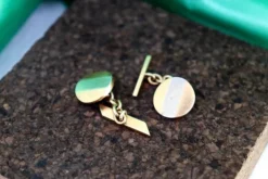 Discount Pamono Two-Tone Gold Cufflinks in Button Shape with Cut-Out Seeds, Set of 2