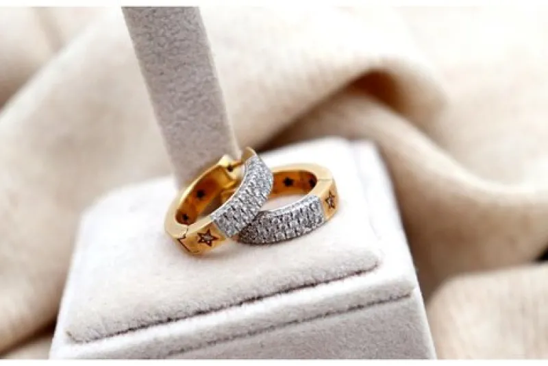 Pamono Two-Tone Gold Hoop Earrings with Brilliant-Cut Diamonds, Set of 2> Earrings