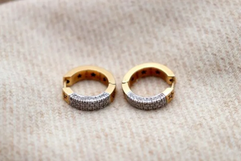 Pamono Two-Tone Gold Hoop Earrings with Brilliant-Cut Diamonds, Set of 2> Earrings