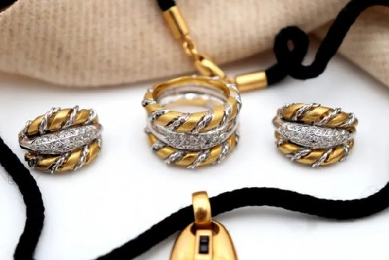 Online Pamono Two-Tone Gold Set with Necklace and Earrings and Ring with Brilliant-Cut Diamonds, Set of 4