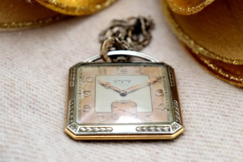 Pamono Two-Tone Gold Square Pocket Watch from Longines> Watches