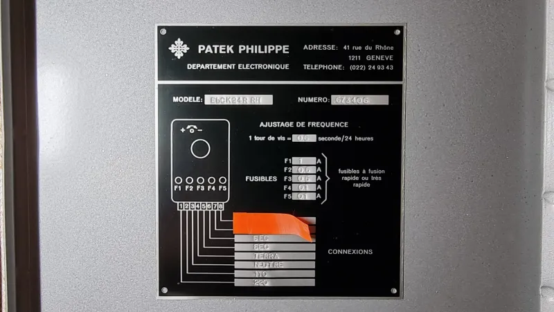 Pamono Type FBCZK Beyeler Electronic Master Clock by Patek Philippe
