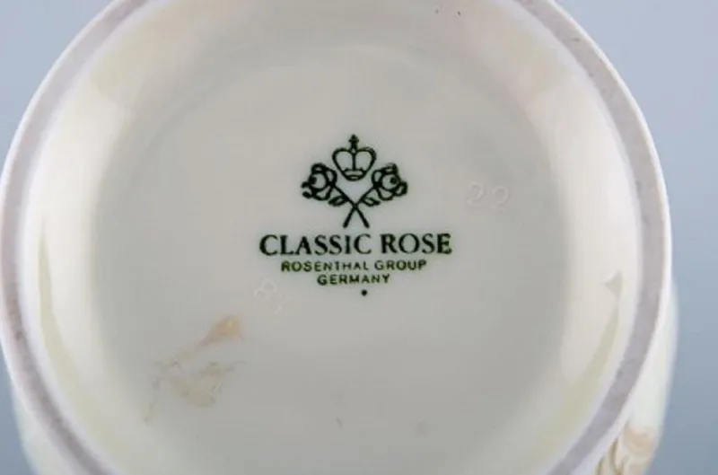 Pamono Vase and Butter Tray in Hand Painted Porcelain from Rosenthal, Set of 2> Trays