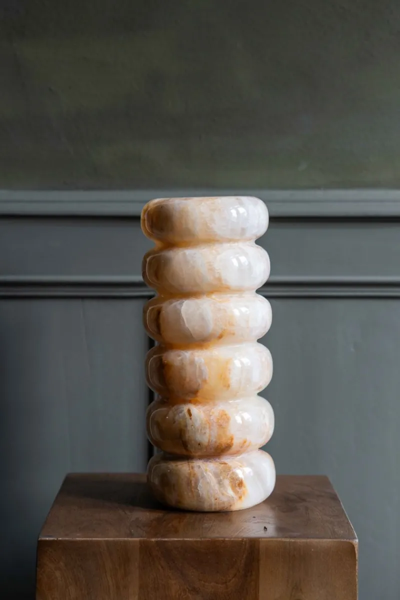 Outlet Pamono Vase in White Onyx by Manifeste