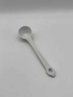 Pamono Vecchio Ginori Gravy Boat and Ladle in White Saxon Bordered Kaolin Porcelain by Richard Ginori, Florence, Tuscany, Italy, Set of 2><noscript><img width=