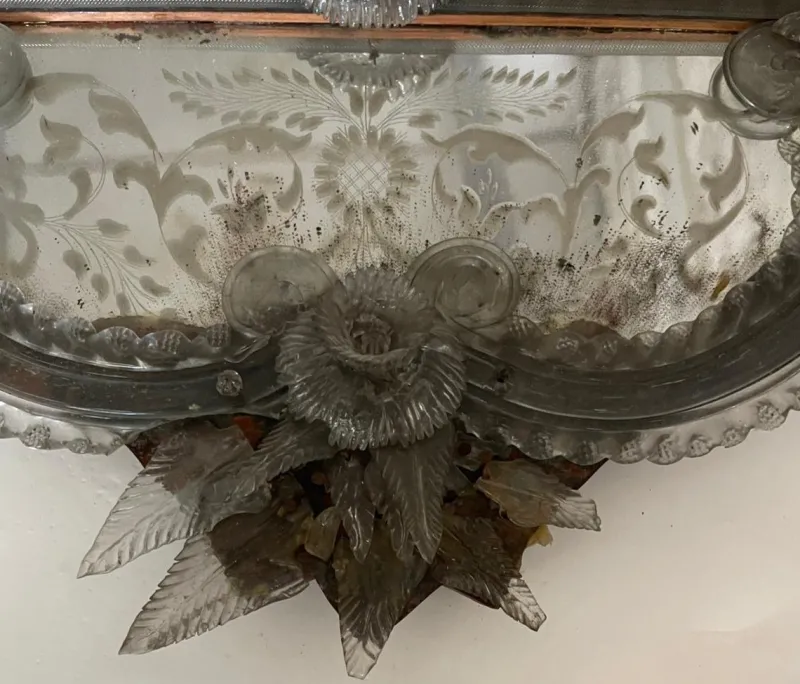 Pamono Venetian Mirror in Engraved Glass with Applied Flowers, 1890s> Mirrors