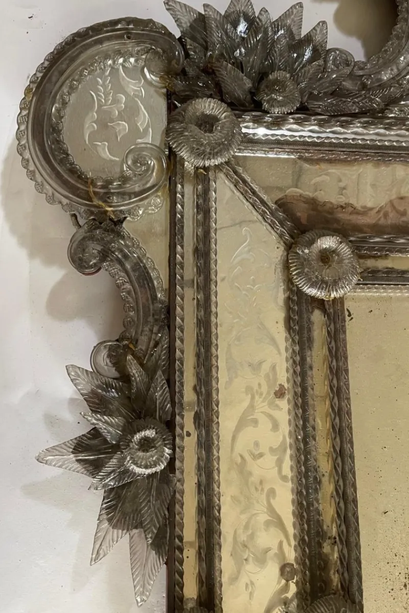 Pamono Venetian Mirror in Engraved Glass with Applied Flowers, 1890s> Mirrors