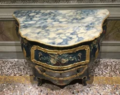 Pamono Venezian Wooden Green Lacquered Commode with Fantasy Birds and Flowers, 1750><noscript><img width=