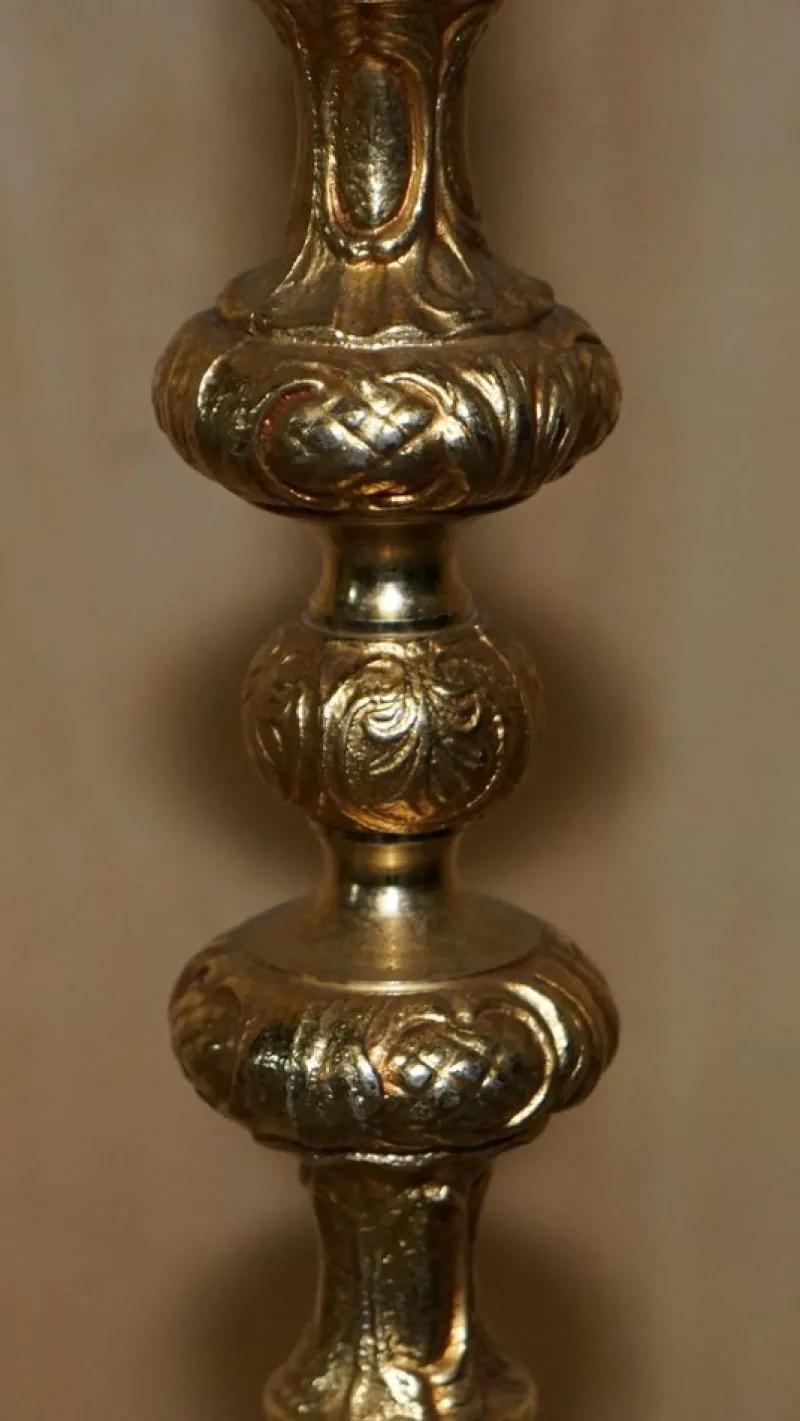 Hot Pamono Victorian Brass Coat Hat & Scarf Stand with Dolphin Cast Legs, 1880s