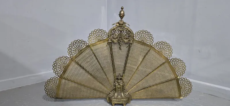 Pamono Victorian Brass Peacock Fire Screen, 1880s> Fireplaces And Mantels