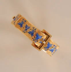Pamono Victorian Buckle 14ct Yellow Gold and Blue Enamelled Bracelet by Van Cleef & Arpels><noscript><img width=