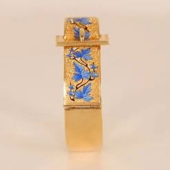 Pamono Victorian Buckle 14ct Yellow Gold and Blue Enamelled Bracelet by Van Cleef & Arpels><noscript><img width=
