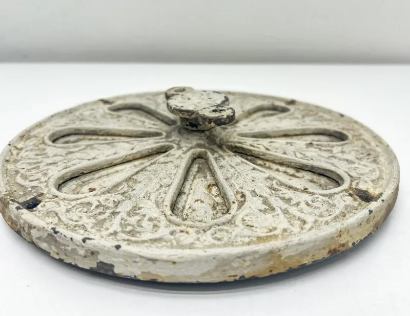 Clearance Pamono Victorian Cast Iron Air Vent - Ventilation Grille, 1900s