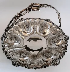 Pamono Victorian Chiseled and Engraved Sterling Silver Basket with Handle, 1870s> Dinnerware Accessories