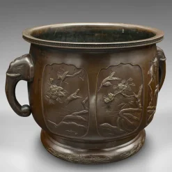 Pamono Victorian Edo Planter in Bronze, Japan, 1860s> Planters And Jardiniere
