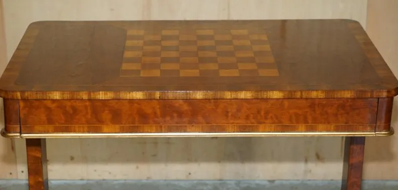 Hot Pamono Victorian Game Table in Walnut and Hardwood