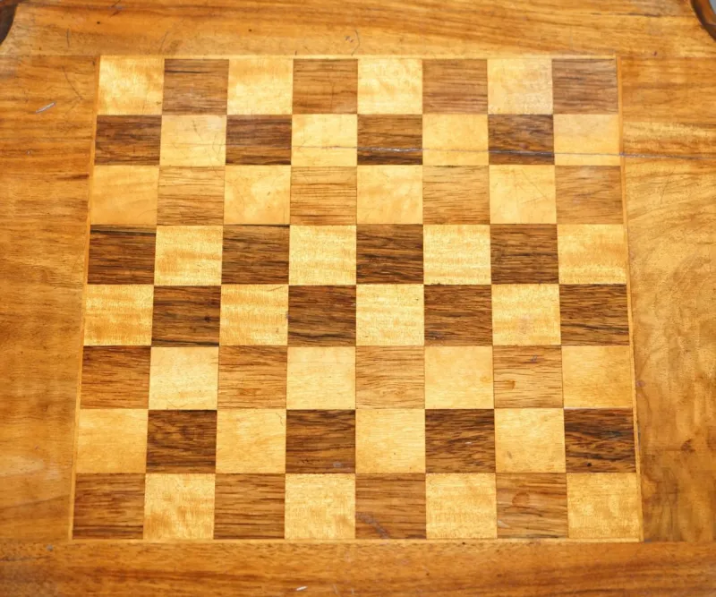 Pamono Victorian Inlaid Walnut & Hardwood Chess Table with Ornate Legs, 1880s> Game Tables