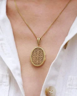 Clearance Pamono Victorian Locket Scroll Pendant