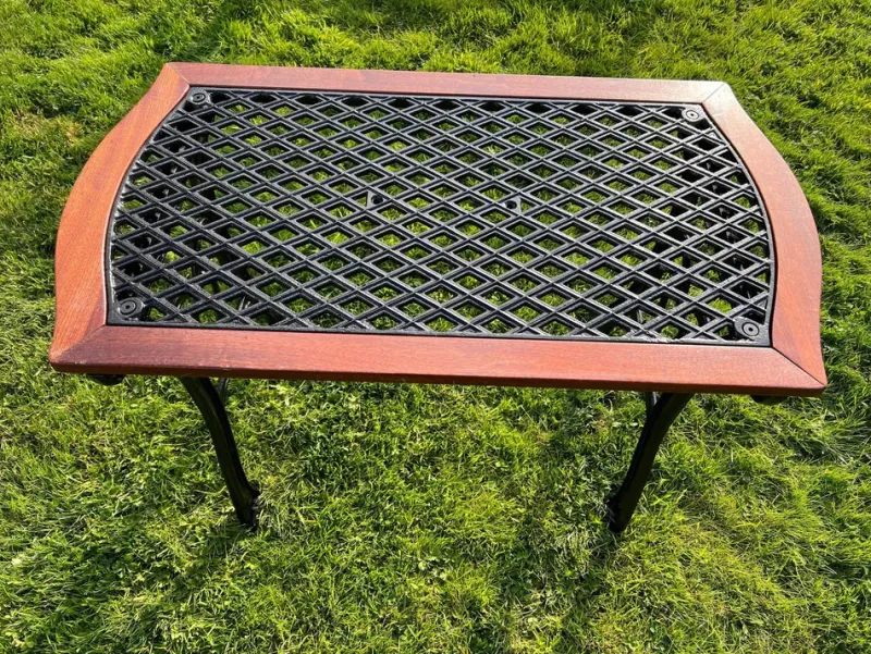 Pamono Victorian Mahogany and Cast Iron Garden Coffee Table> Garden Tables
