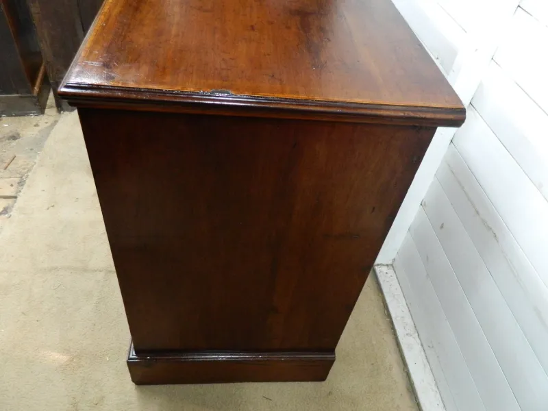 Outlet Pamono Victorian Mahogany Chest of Drawers, 1890s