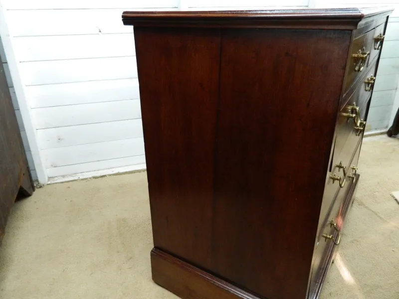 Outlet Pamono Victorian Mahogany Chest of Drawers, 1890s