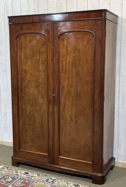 Pamono Victorian Mahogany Wardrobe, 19th Century><noscript><img width=