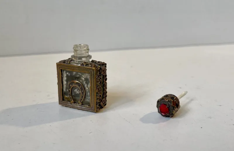 Sale Pamono Victorian Miniature Perfume Bottle