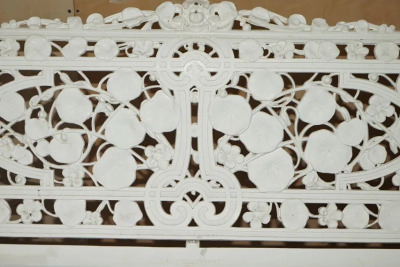 Pamono Victorian Nasturtium Pattern Garden Bench from Coalbrookdale, 1870> Garden Seating