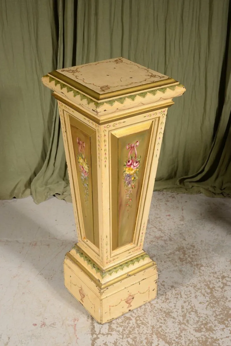 Pamono Victorian Neoclassical Painted Oak Plinth, 1900s> Pedestals And Columns