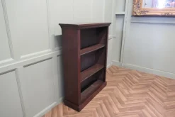 Pamono Victorian Open Bookcase in Mahogany