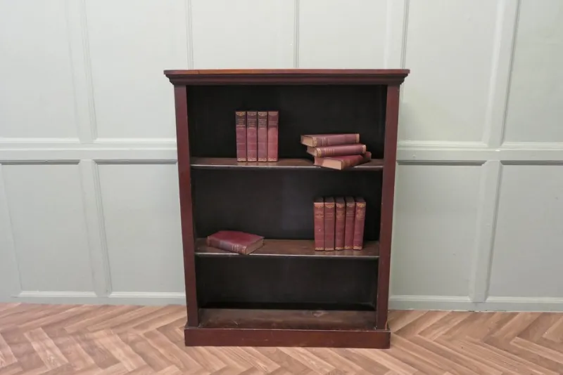 Pamono Victorian Open Bookcase in Mahogany