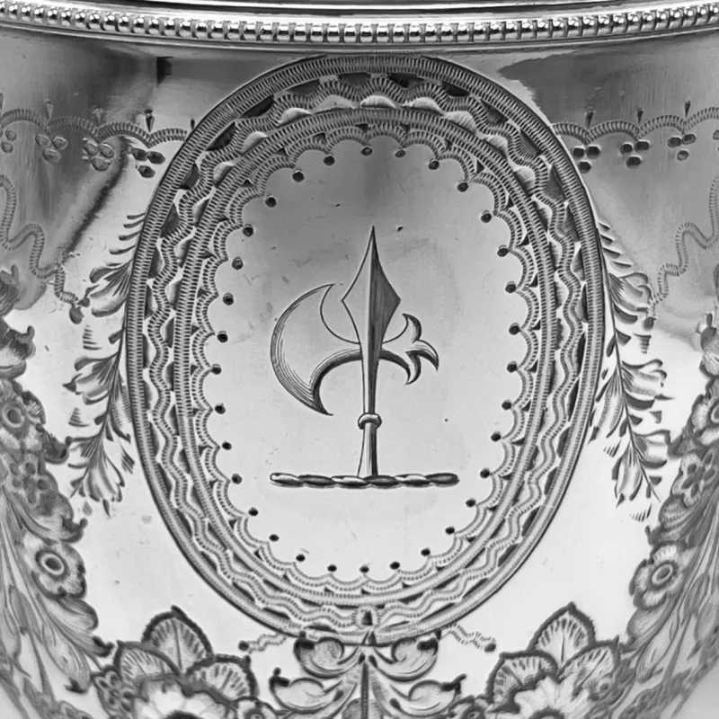 Pamono Victorian Ornate Silver-Plated Claret Jug with Rams Head Handle from James Deakin & Sons, Sheffield, United Kingdom, 1880s> Bottles, Carafes & Jugs