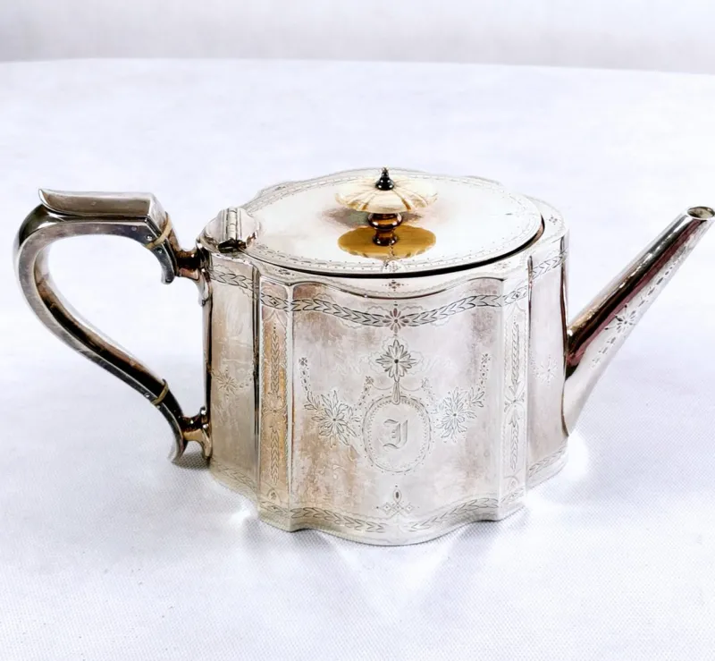 Pamono Victorian Silver Plated Tea and Coffee Set from Richard Martin & Ebenezer Hall & Co, Set of 4> Coffee & Tea Service