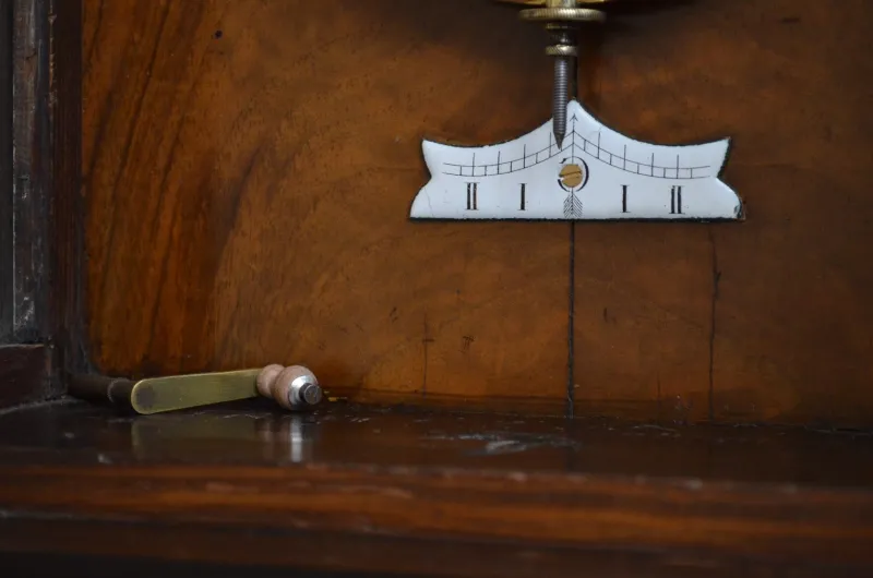Pamono Victorian Vienna Walnut Clock> Clocks