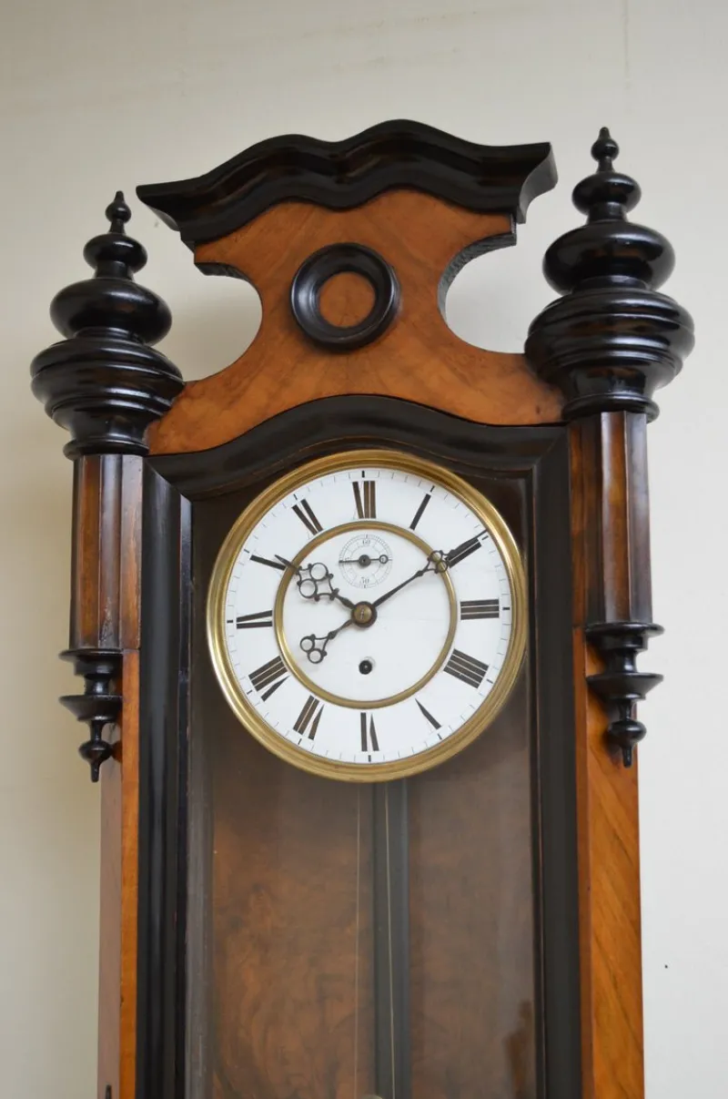 Pamono Victorian Vienna Walnut Clock> Clocks