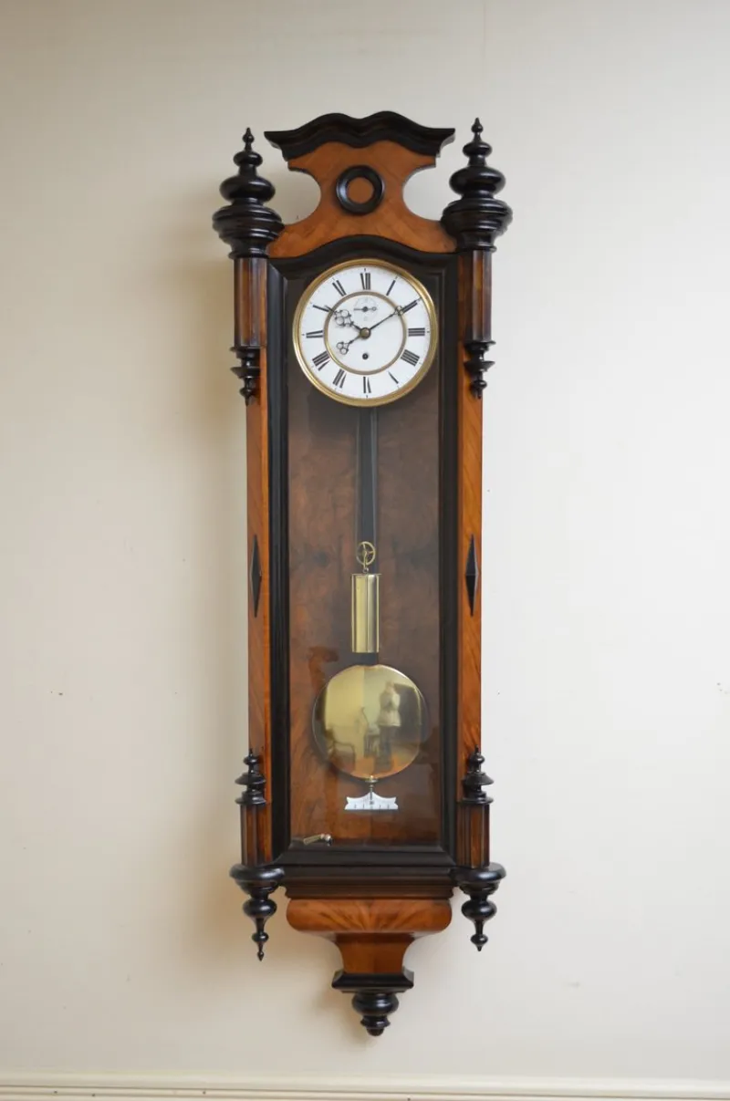 Pamono Victorian Vienna Walnut Clock> Clocks