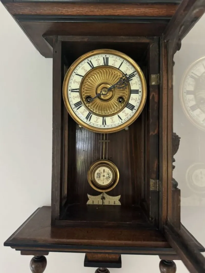 Sale Pamono Victorian Walnut Vienna Wall Clock, 1870s