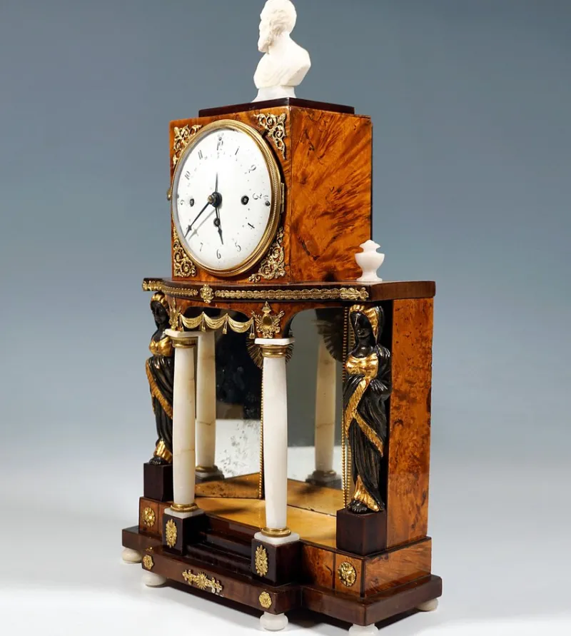 Pamono Viennese Empire Portal Clock with Caryatids and Gilded Fittings, 1810> Clocks