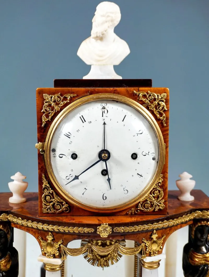 Pamono Viennese Empire Portal Clock with Caryatids and Gilded Fittings, 1810> Clocks