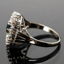 Clearance Pamono Vintage 18 Karat Gold Ring with Sapphire and Diamonds
