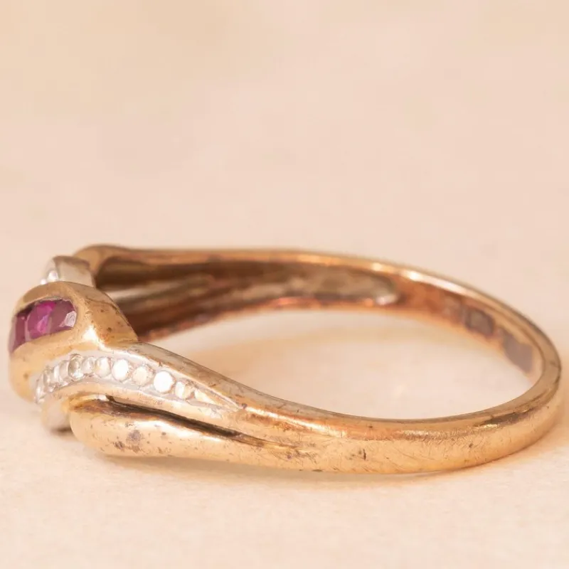 Pamono Vintage 9 Karat Yellow and White Gold Ring with Rubies and Diamonds, 1970s-1980s> Rings