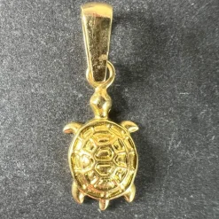 Clearance Pamono Vintage 18 Karat Yellow Gold Turtle Charm Pendant, 1960s