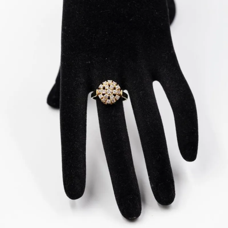 Hot Pamono Vintage 14 Karat Yellow Gold Ring with Brilliant Cut Diamonds, 1970s