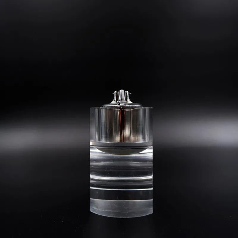 Pamono Vintage Acrylic Glass Table Lighter from Ronson, 1970s> Dinnerware Accessories
