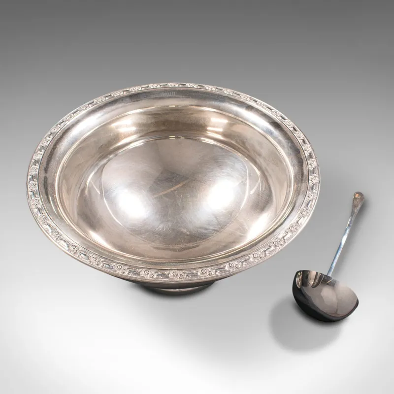 Pamono Vintage American Silver Plated Punch Bowl & Spoon, Set of 2> Serving Dishes