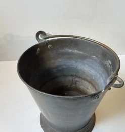 Sale Pamono Vintage Anglo-Indian Narang Bucket in Brass, 1940s