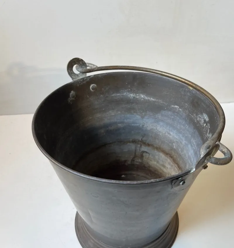 Sale Pamono Vintage Anglo-Indian Narang Bucket in Brass, 1940s