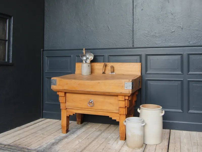 Pamono Vintage Art Deco Butcher Block Table, 1920s> Worktables & Workbenches