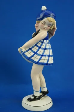 Pamono Vintage Art Deco Ceramic Sculpture by Claire Weiss for the Goldscheider Factory, 1920s> Art Deco|Sculpture