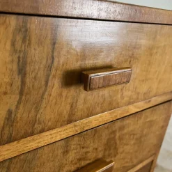 Pamono Vintage Art Deco Chest of Drawers in Flamed Walnut, 1930s><noscript><img width=
